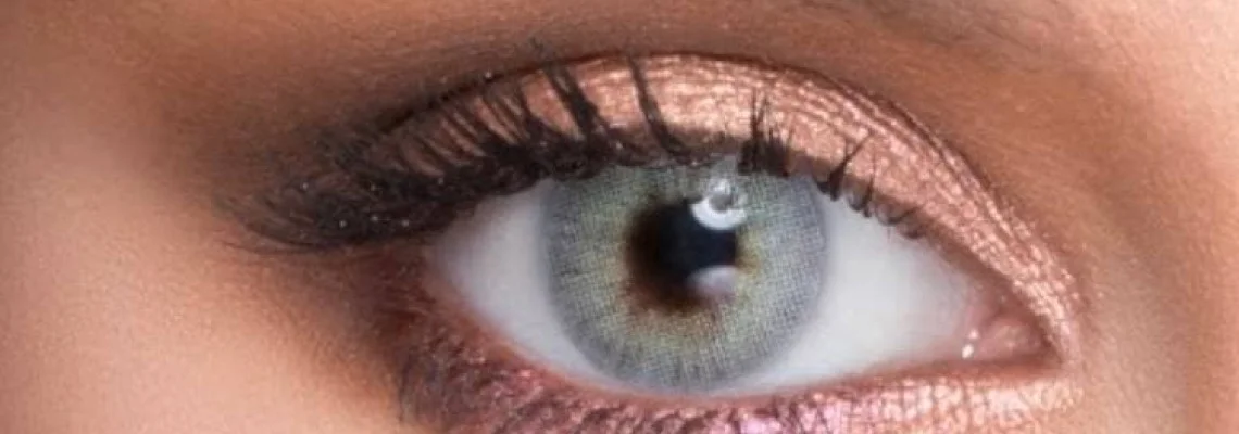 Koyu Renk Gözlüler için Renkli Lens Seçimi Nasıl Yapılır? Koyu Renk Gözlüler için Renkli Lens Seçimi Nasıl Yapılır?